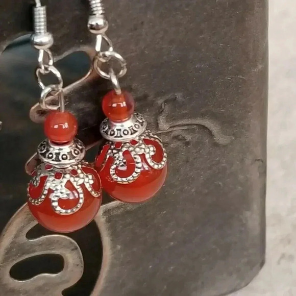 Hand Crafted Carnelian Victorian Lace Art Nouveau Gemstone Bead Drop Earrings - Picture 3 of 7